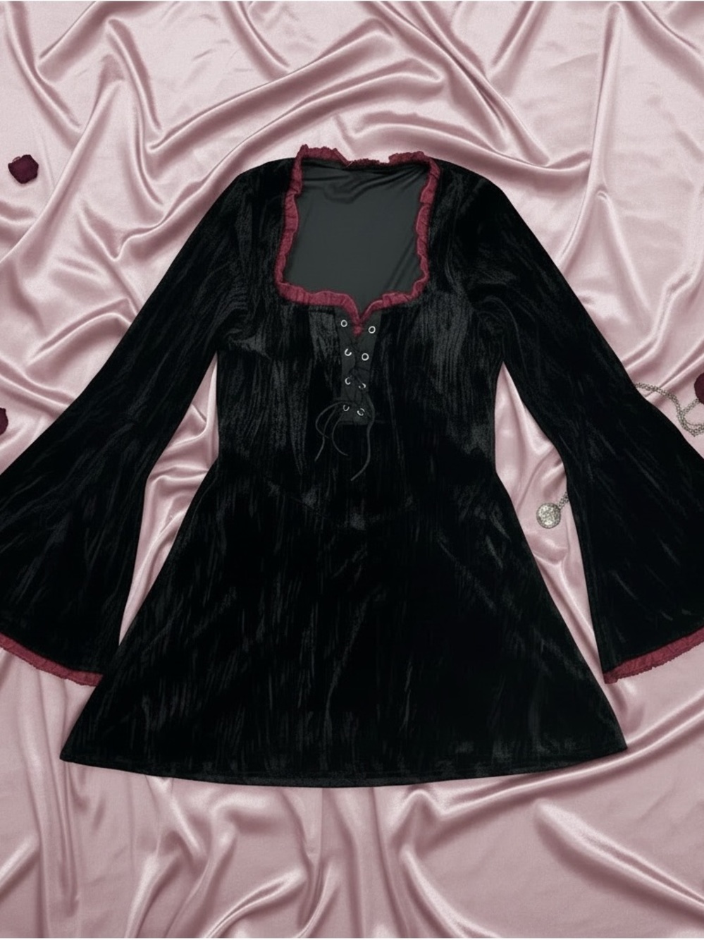 Title: Vintage Gothic Black Velvet Bell Sleeve Lace Up Dress M
